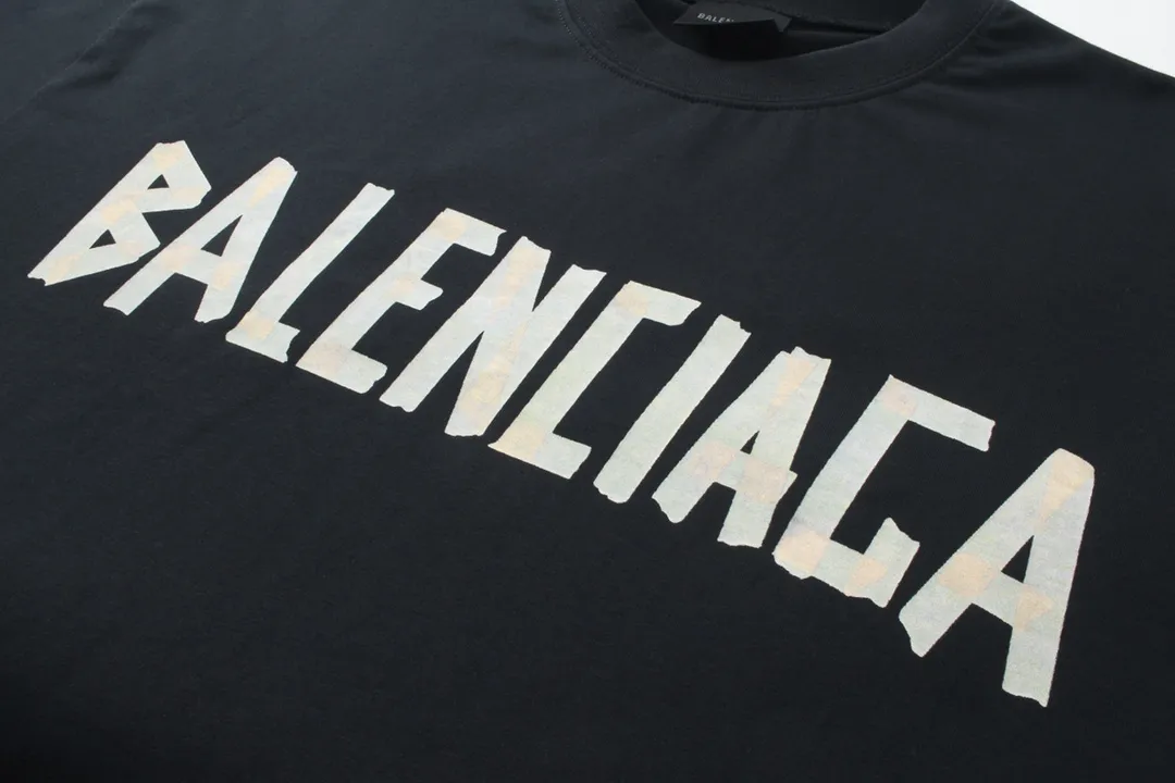 【 . Quality】BALENCI*GA/ .24ss .AB Classic . Authentic 。 ‼️ ， 。 . ZP . 260 ， . ， ， 。Classic ， ， ， 。 . OS . Same Style。 ：BL 223366 ： . Size：XS L